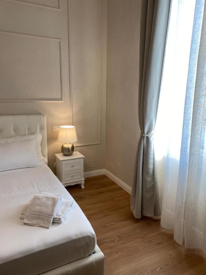 Four Lions Villa Guesthouse 比萨 外观 照片